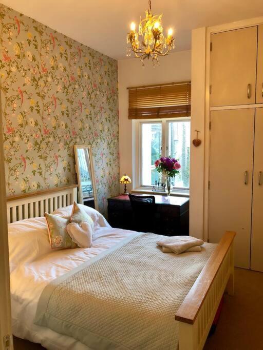 Spacious Apartment In The Heart Of Camden Town Londres Exterior foto